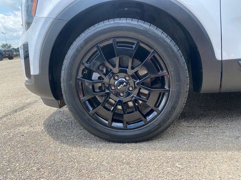 Used 2022 Kia Telluride SX w/ SX Prestige Package AWD/4WD image 15