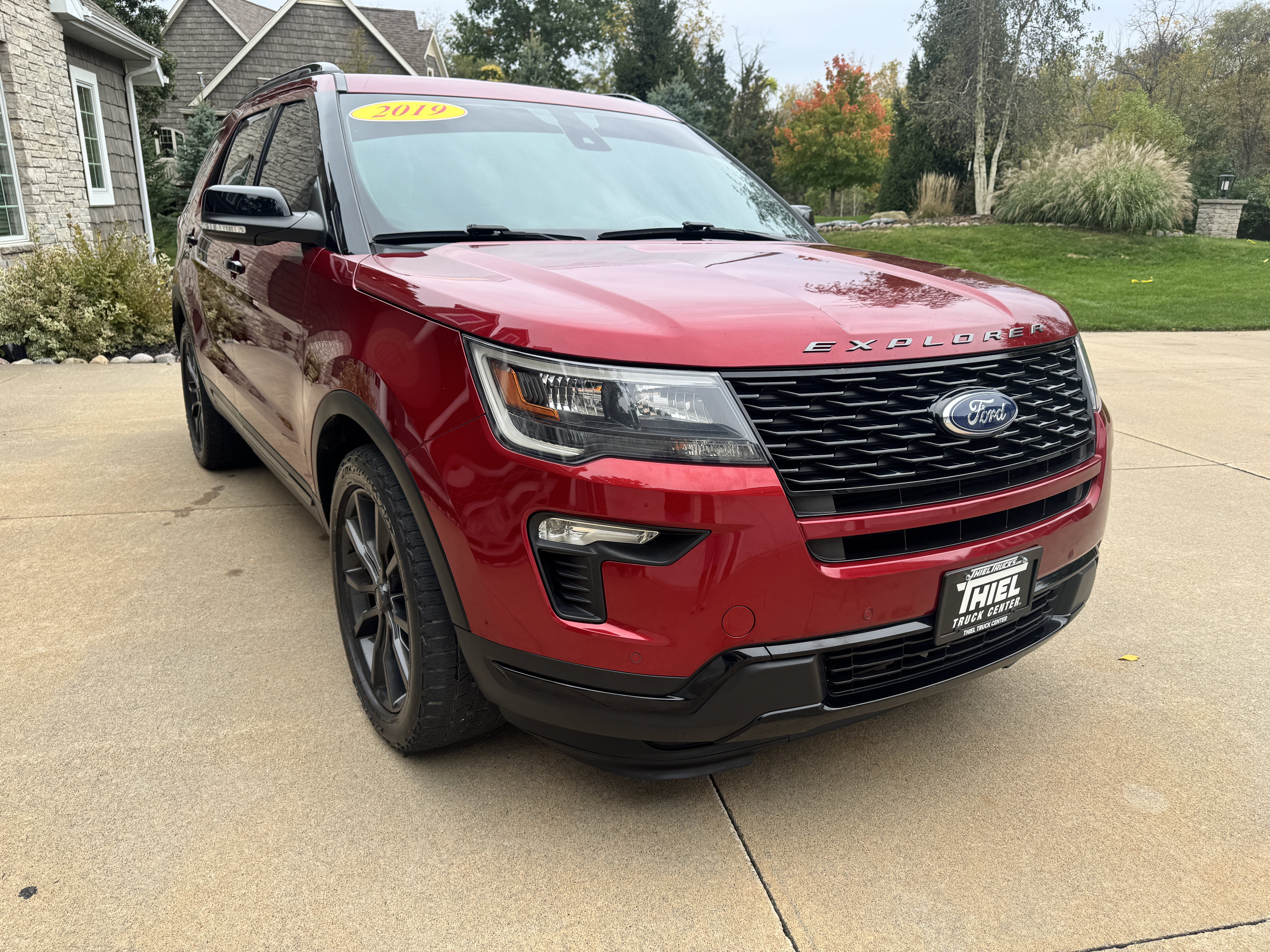 Used 2019 Ford Explorer Sport w/ Ford Safe & Smart Package AWD/4WD image 11