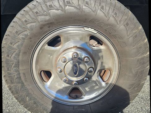 Used 2007 Ford F250 XLT image 9