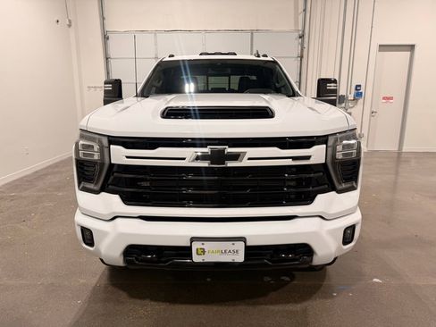 Used 2024 Chevrolet Silverado 2500 LT w/ Z71 Sport Edition image 2