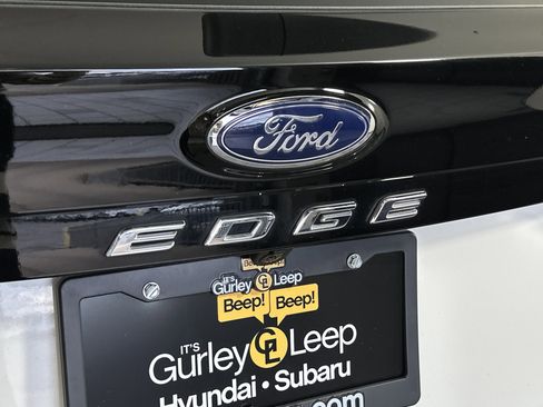Used 2022 Ford Edge SEL w/ Convenience Package image 17