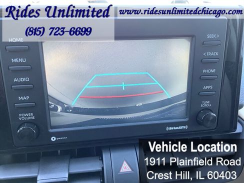 Used 2020 Toyota RAV4 LE image 9