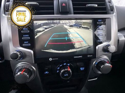 Used 2022 Toyota 4Runner SR5 Premium image 17