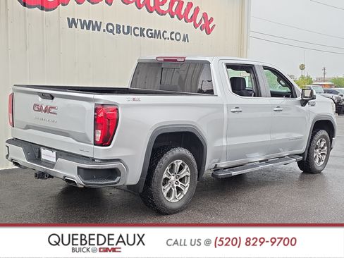 Used 2019 GMC Sierra 1500 SLE w/ SLE Value Package AWD/4WD image 8