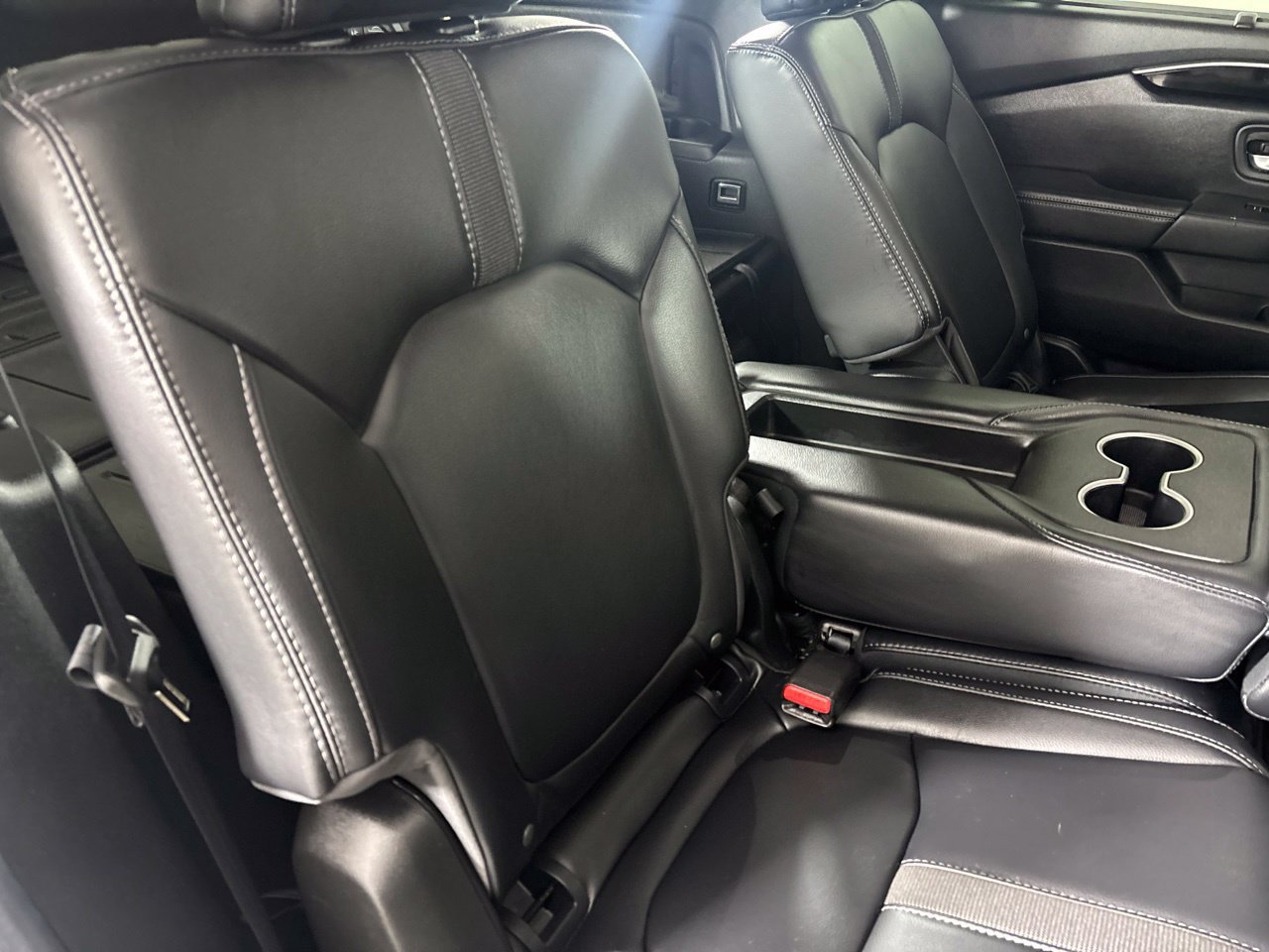 Used 2025 Honda Pilot Touring image 29
