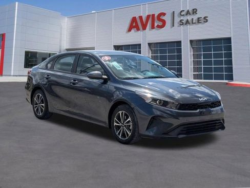 Used 2024 Kia Forte LXS image 3
