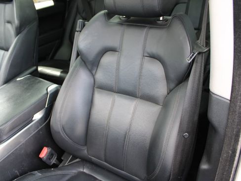 Used 2017 Land Rover Range Rover Sport SE AWD/4WD image 19