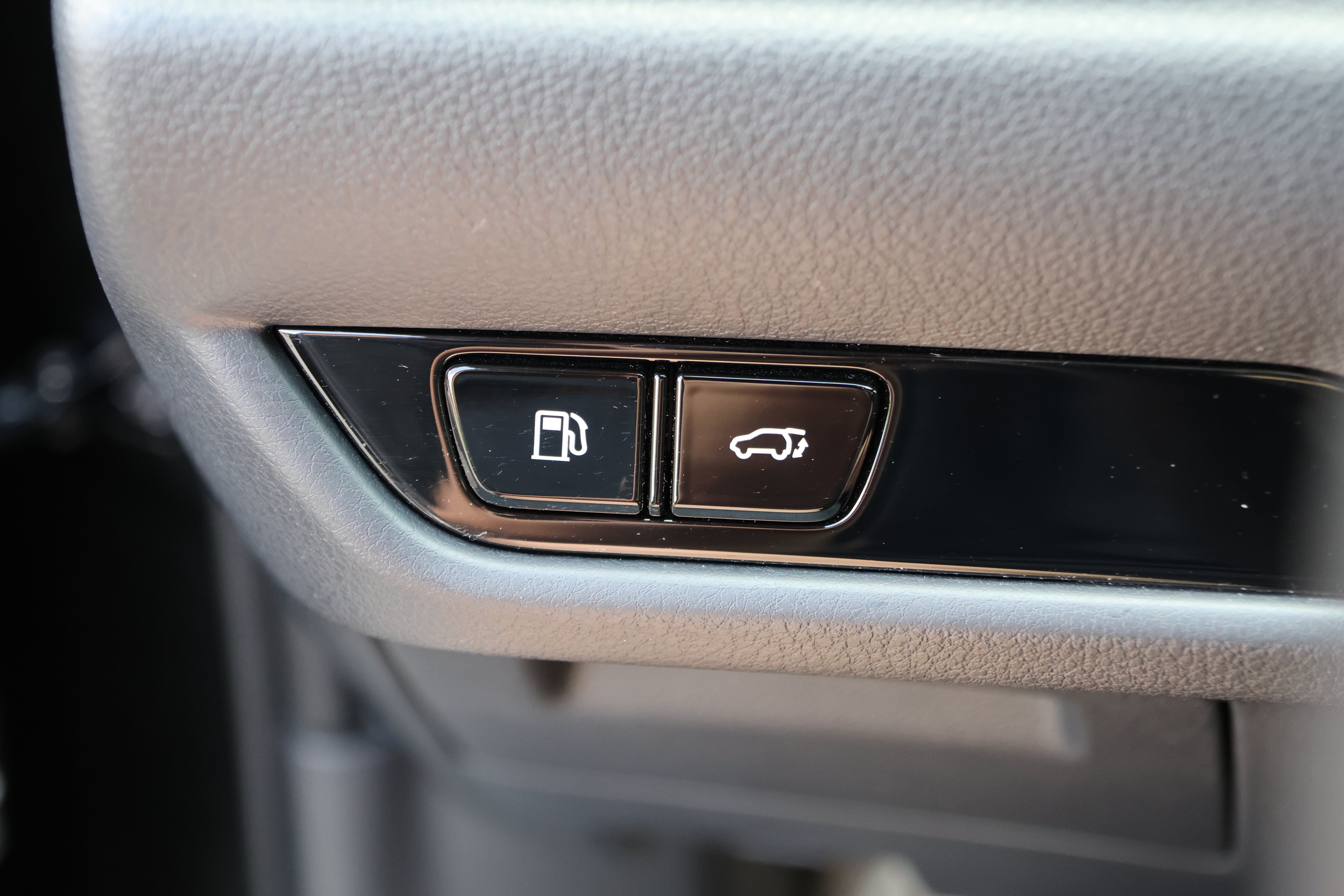 Certified 2025 Lexus NX 350 AWD w/ Accessory Package (K3) image 16