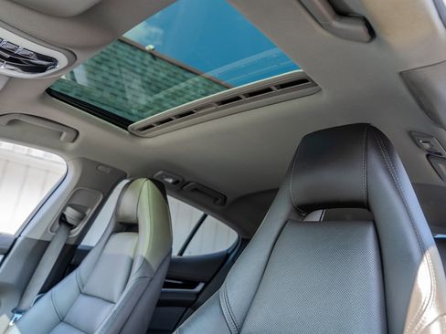 Used 2016 Porsche Panamera 4S w/ Premium Package Plus image 30