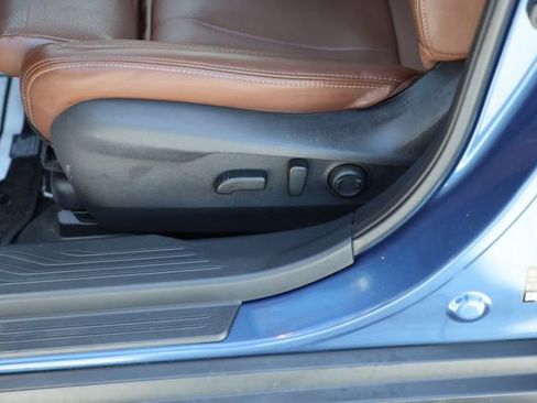 Certified 2022 Subaru Outback Touring XT AWD/4WD image 19