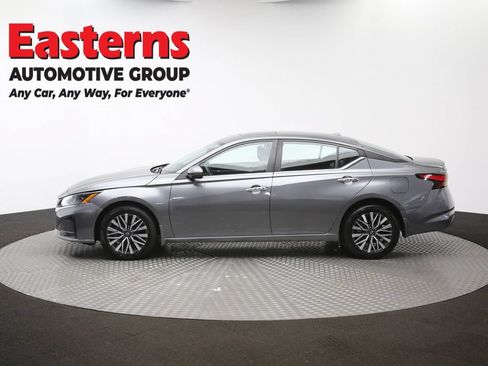 Used 2023 Nissan Altima 2.5 SV w/ SV Premium Package AWD/4WD image 60