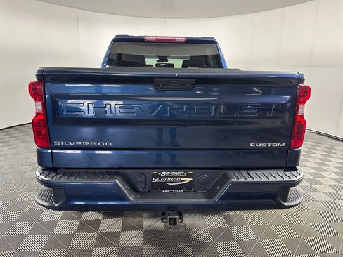 Used 2022 Chevrolet Silverado 1500 Custom image 4