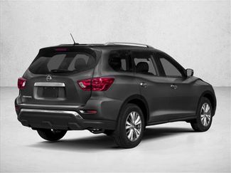 Used 2017 Nissan Pathfinder S video 2