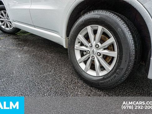 Used 2025 Dodge Durango GT RWD image 16
