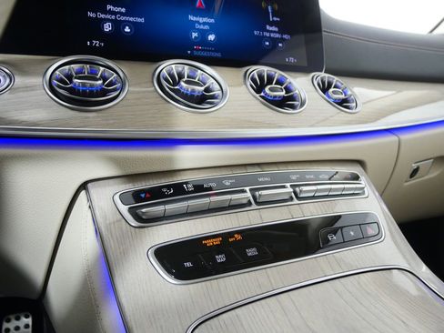 Used 2023 Mercedes-Benz E 450 Cabriolet image 25