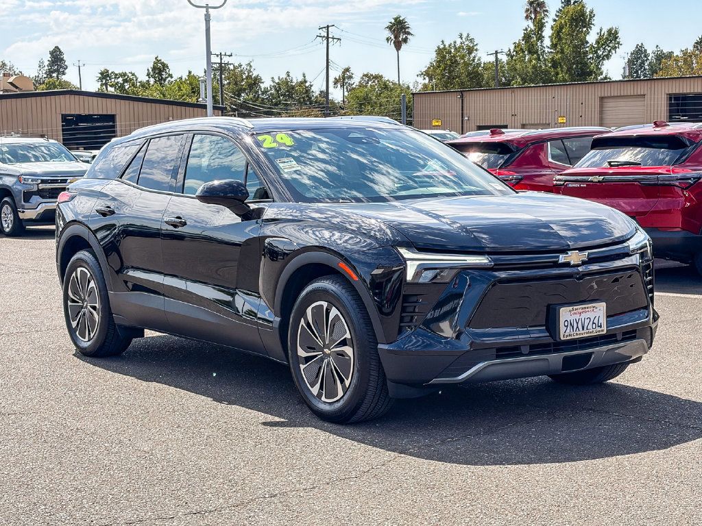 Used 2024 Chevrolet Blazer EV LT AWD/4WD image 5