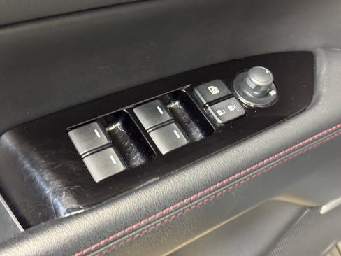 Used 2024 MAZDA CX-5 Carbon Edition image 9