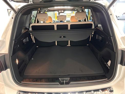 New 2026 Mercedes-Benz GLB 250 4MATIC image 18