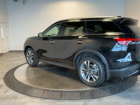 Certified 2023 INFINITI QX60 Luxe w/ Cargo Package AWD/4WD image 6