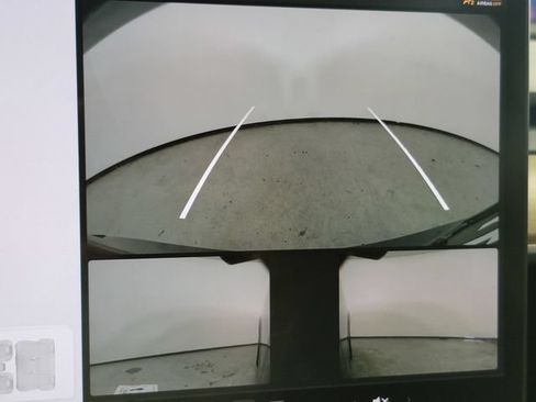 Used 2021 Tesla Model Y Performance AWD/4WD image 29