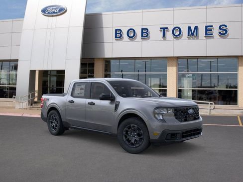 New 2025 Ford Maverick XLT w/ XLT Luxury Package image 9