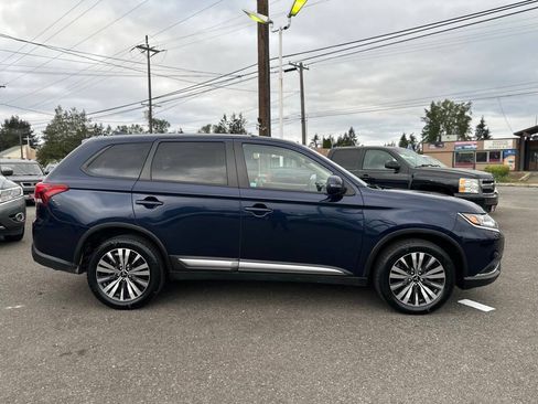 Used 2020 Mitsubishi Outlander SE AWD/4WD image 5
