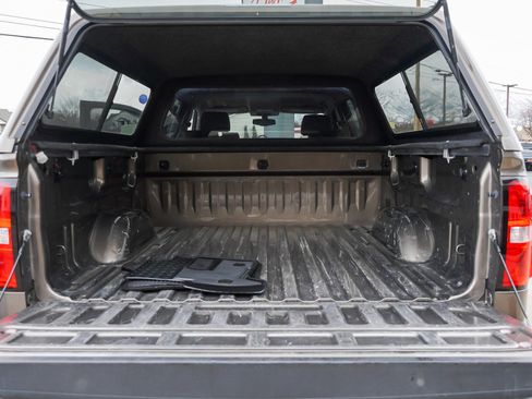 Used 2015 GMC Sierra 1500 SLE image 14