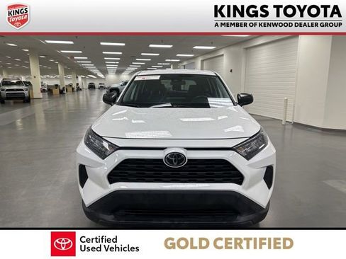 Certified 2022 Toyota RAV4 LE FWD image 3