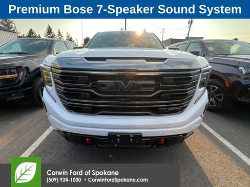 Used 2022 GMC Sierra 1500 AT4 w/ Technology Package AWD/4WD image 2