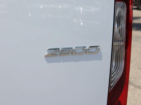 Used 2024 Mercedes-Benz Sprinter 2500 image 49