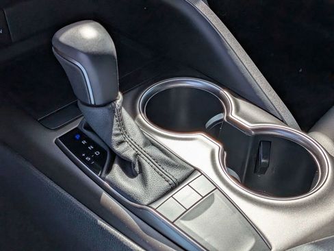 Used 2023 Toyota Camry SE image 24