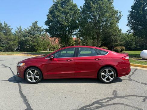 Used 2013 Ford Fusion SE image 6