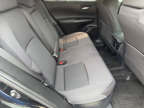 Used 2021 Toyota Venza LE AWD/4WD image 14