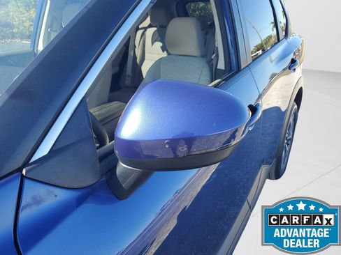 Used 2022 Nissan Rogue SV image 12