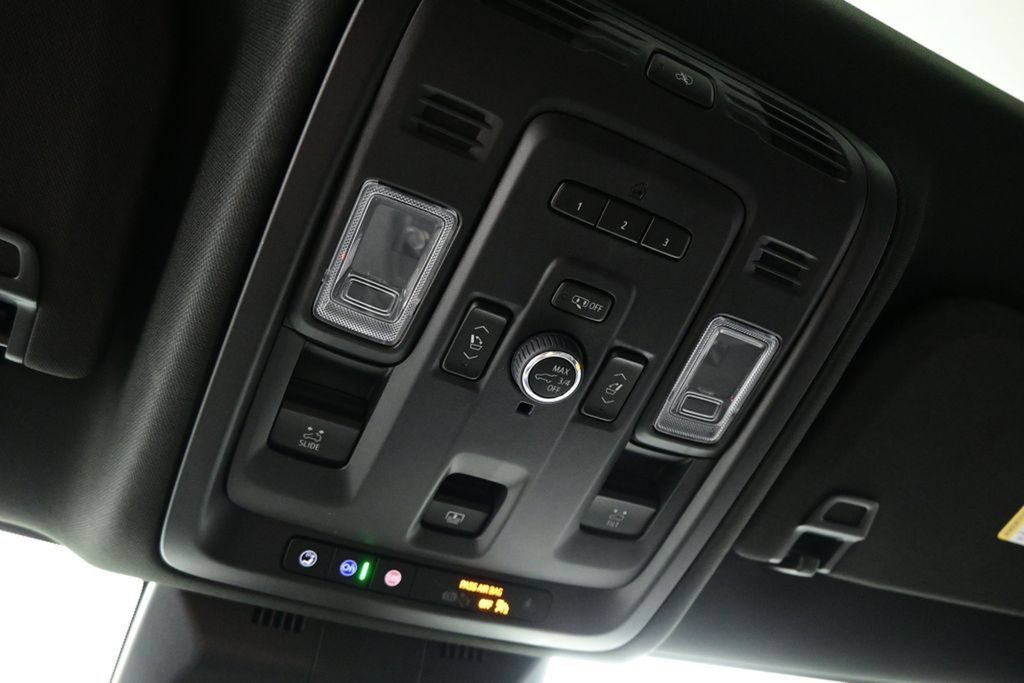 Used 2024 Cadillac Escalade Sport w/ Touring Package AWD/4WD image 37