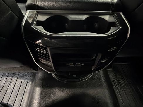 Used 2021 RAM 2500 Laramie w/ Night Edition AWD/4WD image 13