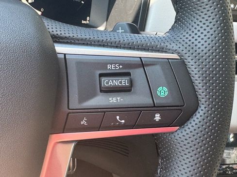 New 2025 Mitsubishi Outlander AWD image 30