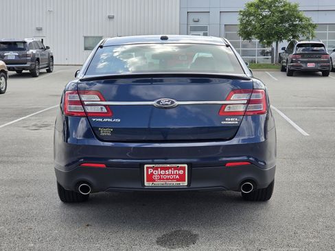 Used 2016 Ford Taurus SEL FWD image 5