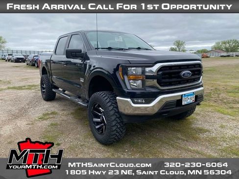 Used 2023 Ford F150 XLT AWD/4WD image 2