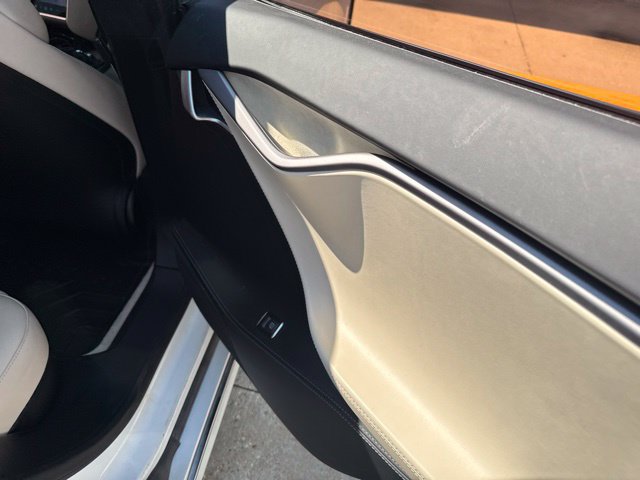 Used 2020 Tesla Model S Long Range AWD/4WD image 19