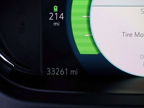 Used 2019 Chevrolet Bolt LT FWD image 27
