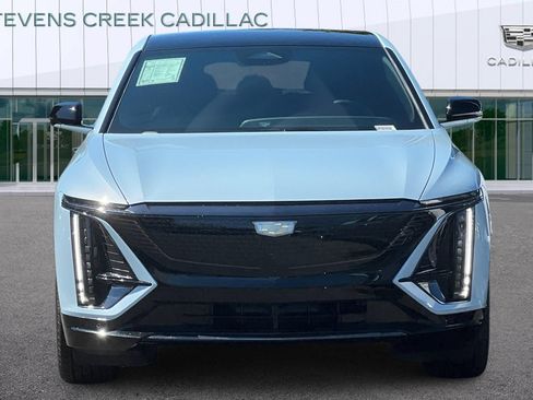 Used 2026 Cadillac Lyriq Sport w/ LPO, Floor Liner Package AWD/4WD image 8