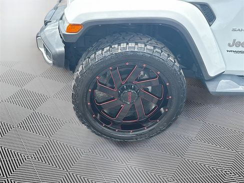 Used 2021 Jeep Wrangler Unlimited Sahara image 33