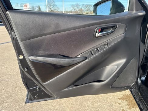 Used 2017 Toyota Yaris iA image 17