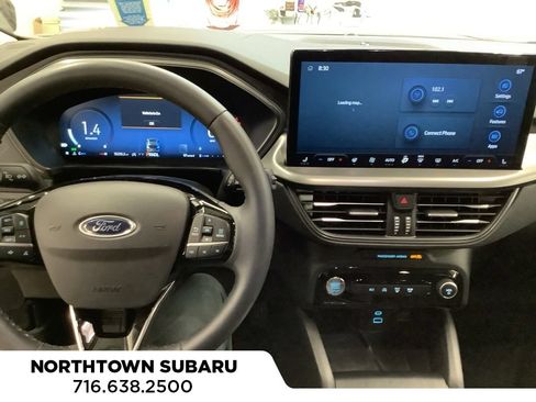 Used 2023 Ford Escape Active w/ Tech Pack #2 AWD/4WD image 3