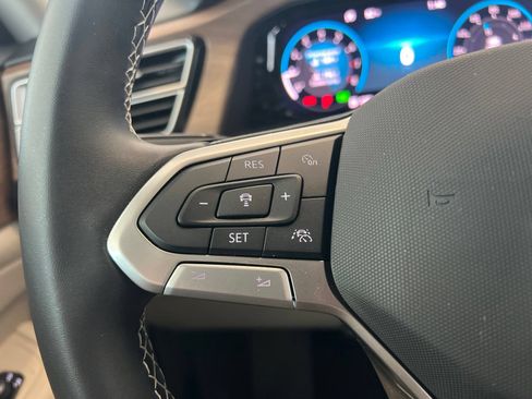 Certified 2026 Volkswagen Atlas SE FWD image 21
