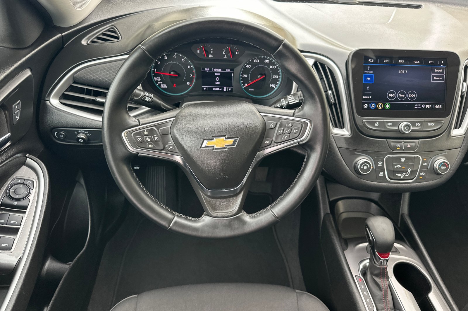 Used 2025 Chevrolet Malibu RS FWD image 14