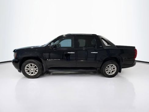 Used 2008 Chevrolet Avalanche LTZ w/ LTZ Preferred Equipment Group image 4