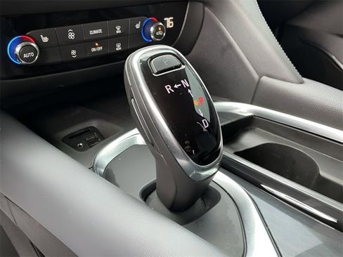 Used 2021 Buick Enclave Essence w/ Sport Touring Edition image 36