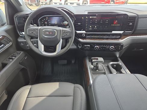 New 2026 GMC Sierra 1500 Elevation w/ Elevation Premium Package image 9